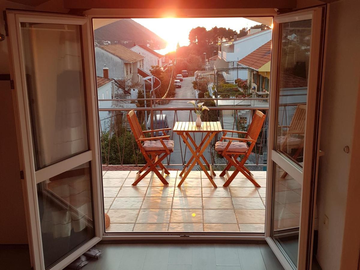 Apartmani Mlaja Trpanj Exterior photo